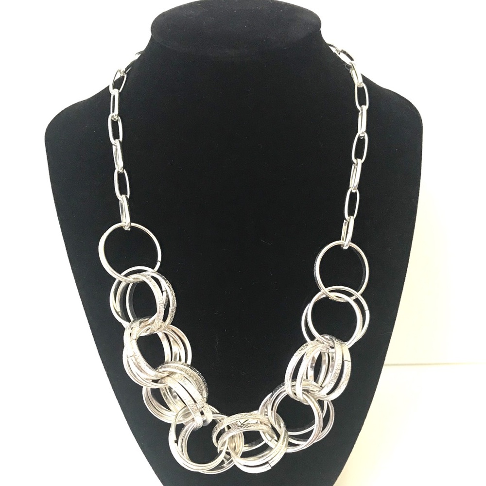 🆕 New Silver Tone Circle Ring Necklace